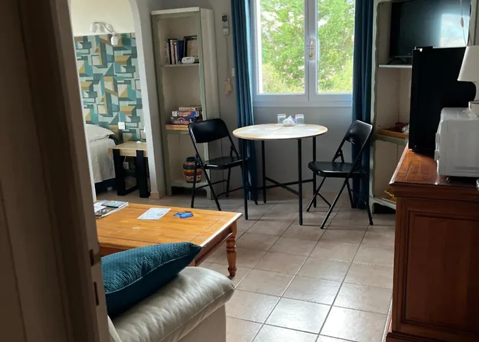 Quarto em Acomodações Particulares Belle Cosi (adults Only) Combaillaux